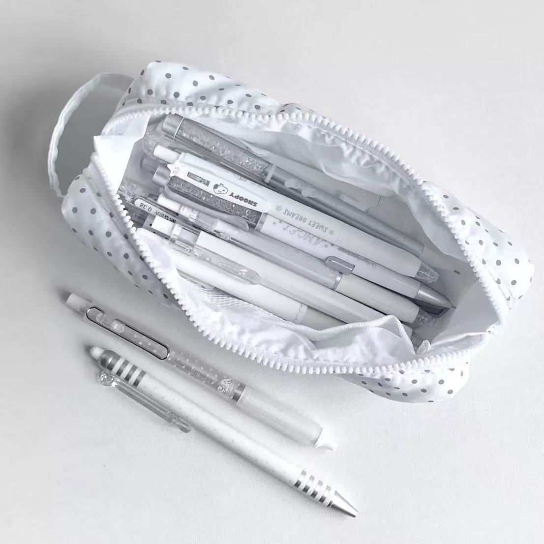 Сумка для карандашей в горошек – обзор и цена Aesthetic Large Pencil Case Pouch